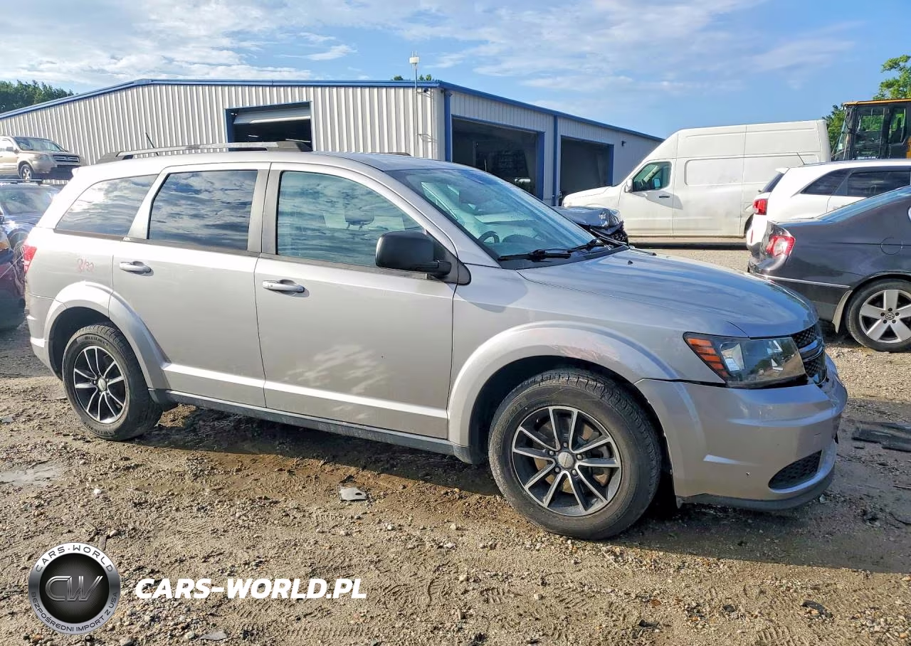 2017 Dodge Journey Se VIN:3C4PDCABXHT585155 - 4