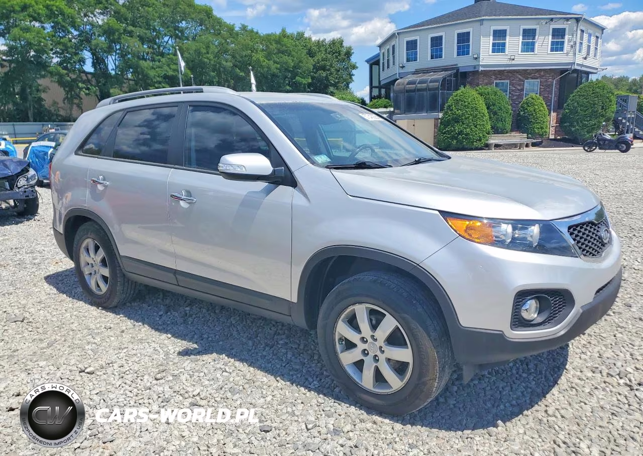 2013 Kia Sorento Lx VIN:5XYKT4A6XDG322252 - 4