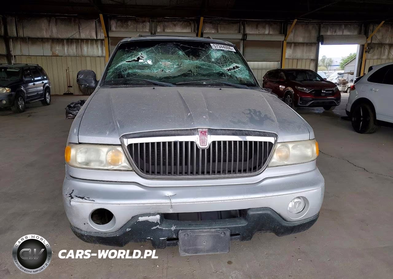 2000 Lincoln Navigator VIN:5LMRU27A2YLJ00349 - 5