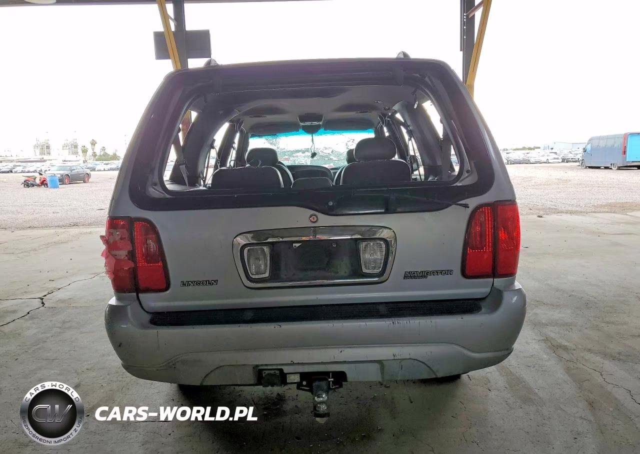 2000 Lincoln Navigator VIN:5LMRU27A2YLJ00349 - 6