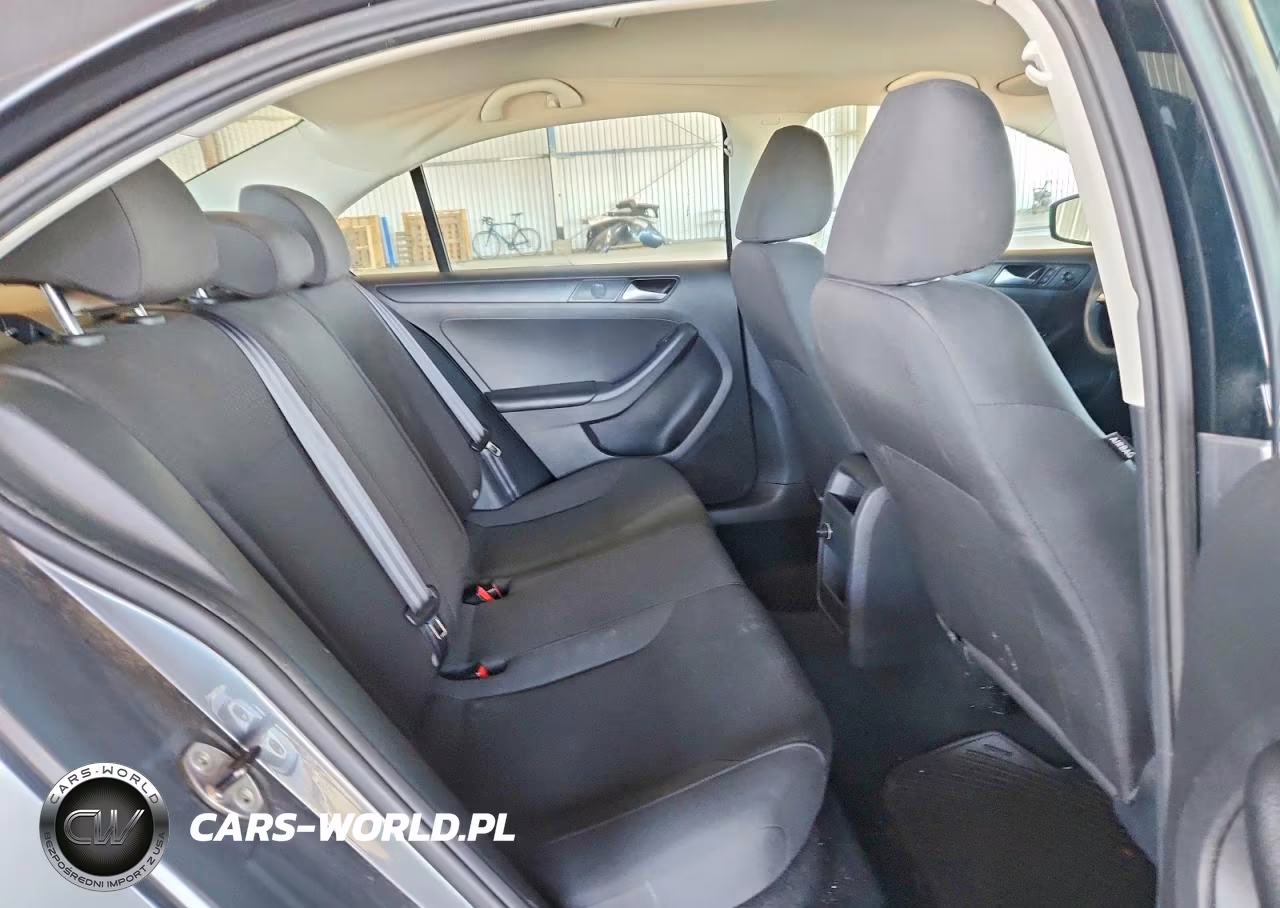 2015 Volkswagen Jetta Base VIN:3VW1K7AJ5FM352539 - 10