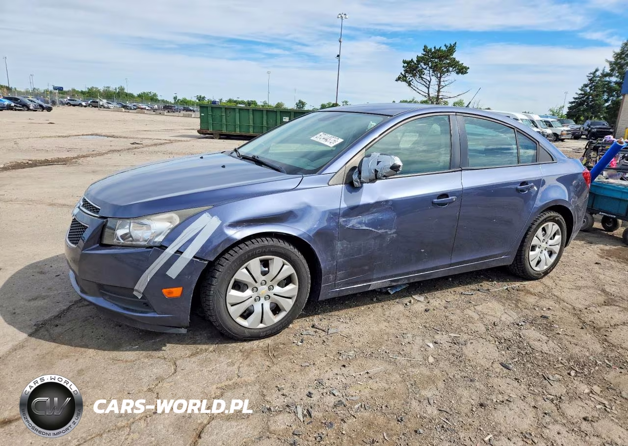 2013 Chevrolet Cruze Ls VIN:1G1PA5SH2D7147048 - 1
