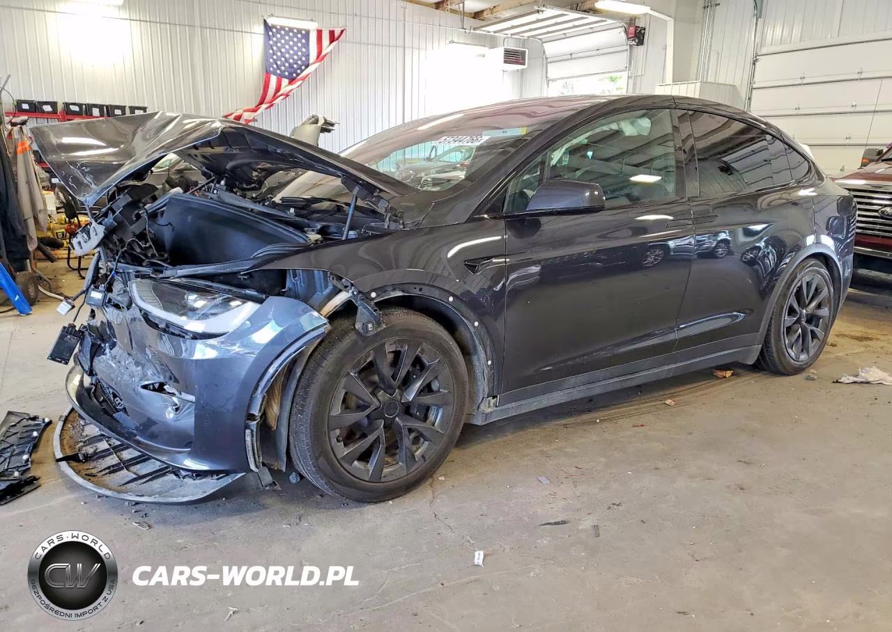 2024 Tesla Model X – zdjęcie 1 z 14