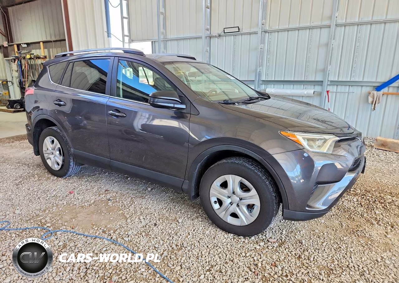 2017 Toyota Rav4 Le VIN:JTMBFREV3HJ173985 - 4