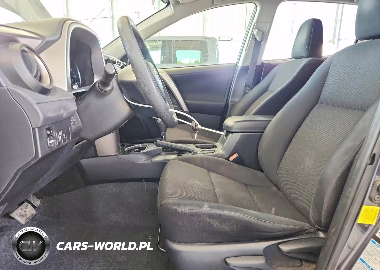 2017 Toyota Rav4 Le VIN:JTMBFREV3HJ173985 - 7