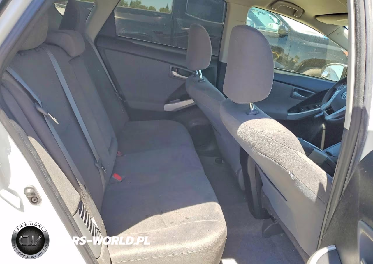 2015 Toyota Prius Three VIN:JTDKN3DU3F1998480 - 10
