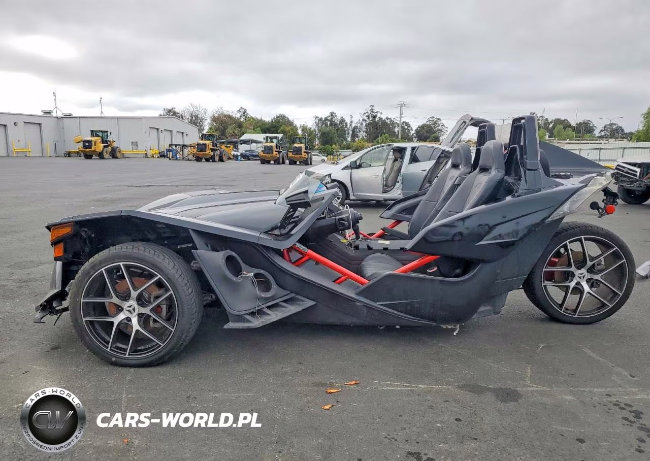2016 Polaris Slingshot Sl VIN:57XAAPFA7G5109716 - 3