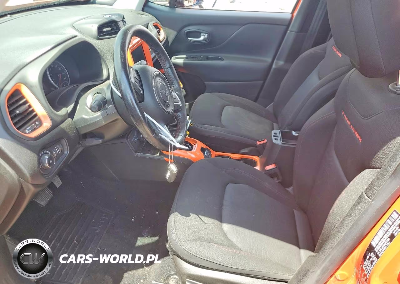 2018 Jeep Renegade Trailhawk VIN:ZACCJBCB6JPG73390 - 7