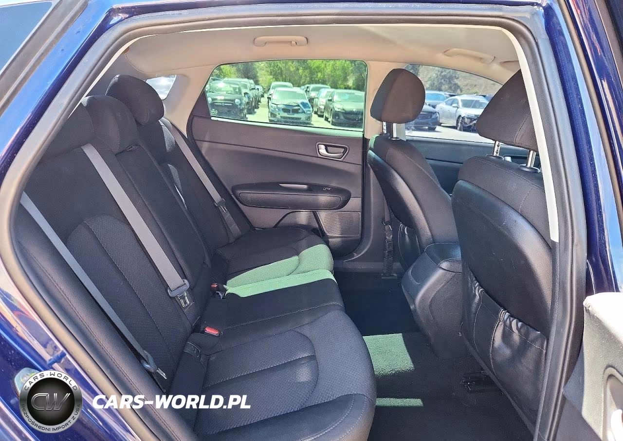 2017 Kia Optima Lx VIN:5XXGT4L34HG163084 - 10