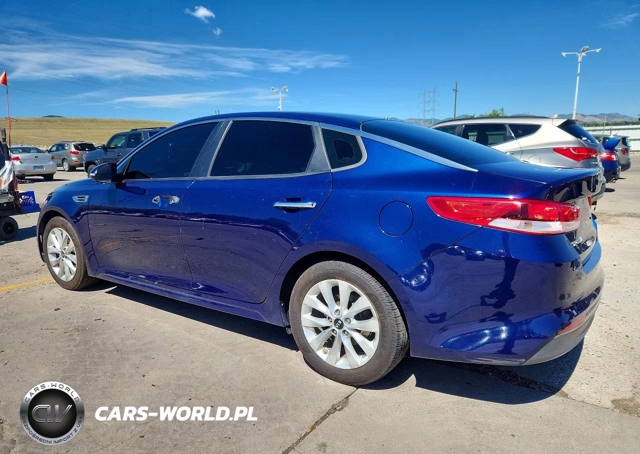 2017 Kia Optima Lx VIN:5XXGT4L34HG163084 - 2