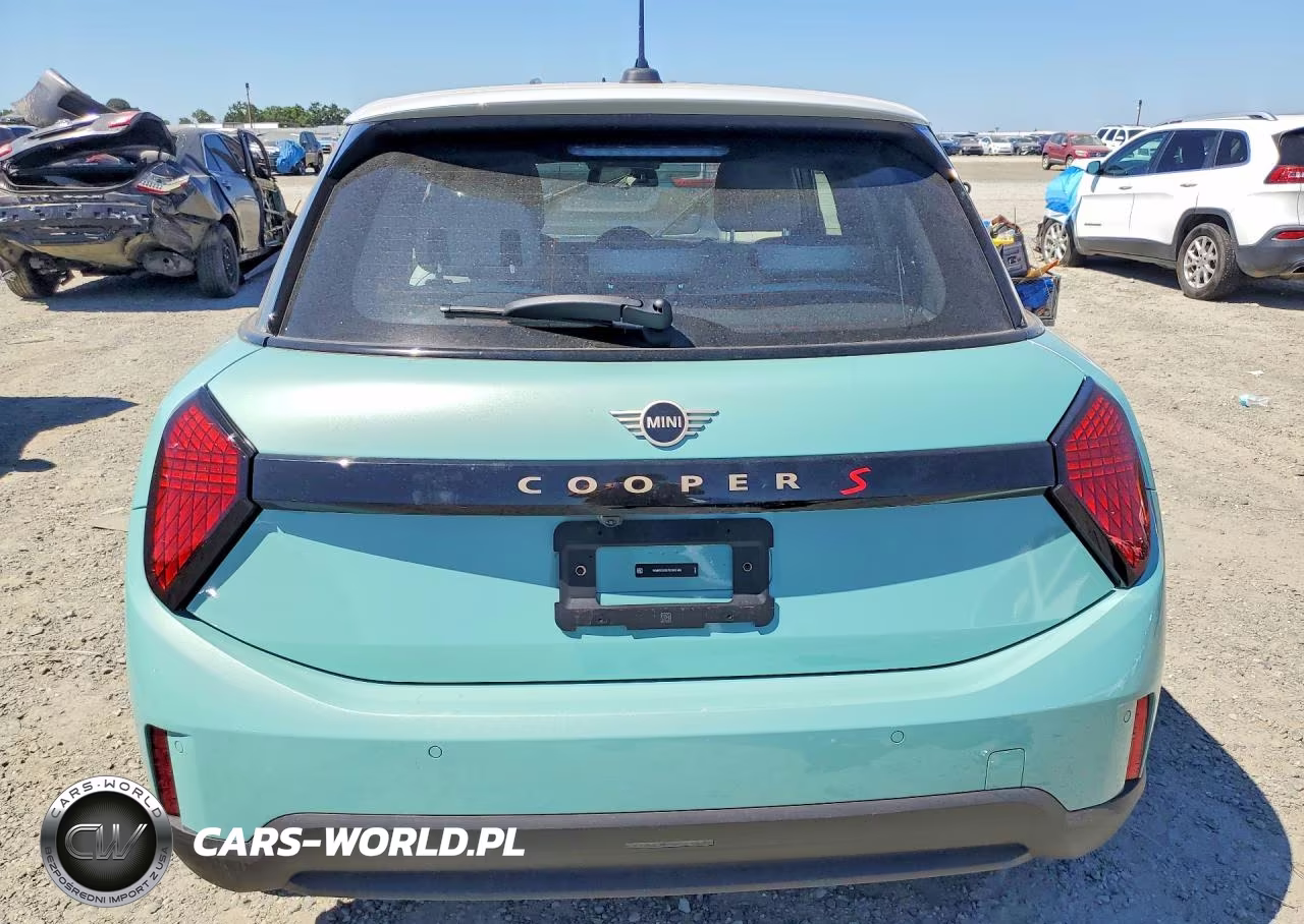 2025 Mini Cooper S VIN:WMW53GD07S2X51469 - 6