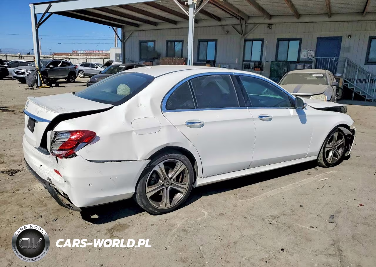 2017 Mercedes-Benz E 300 VIN:WDDZF4JB5HA285657 - 3