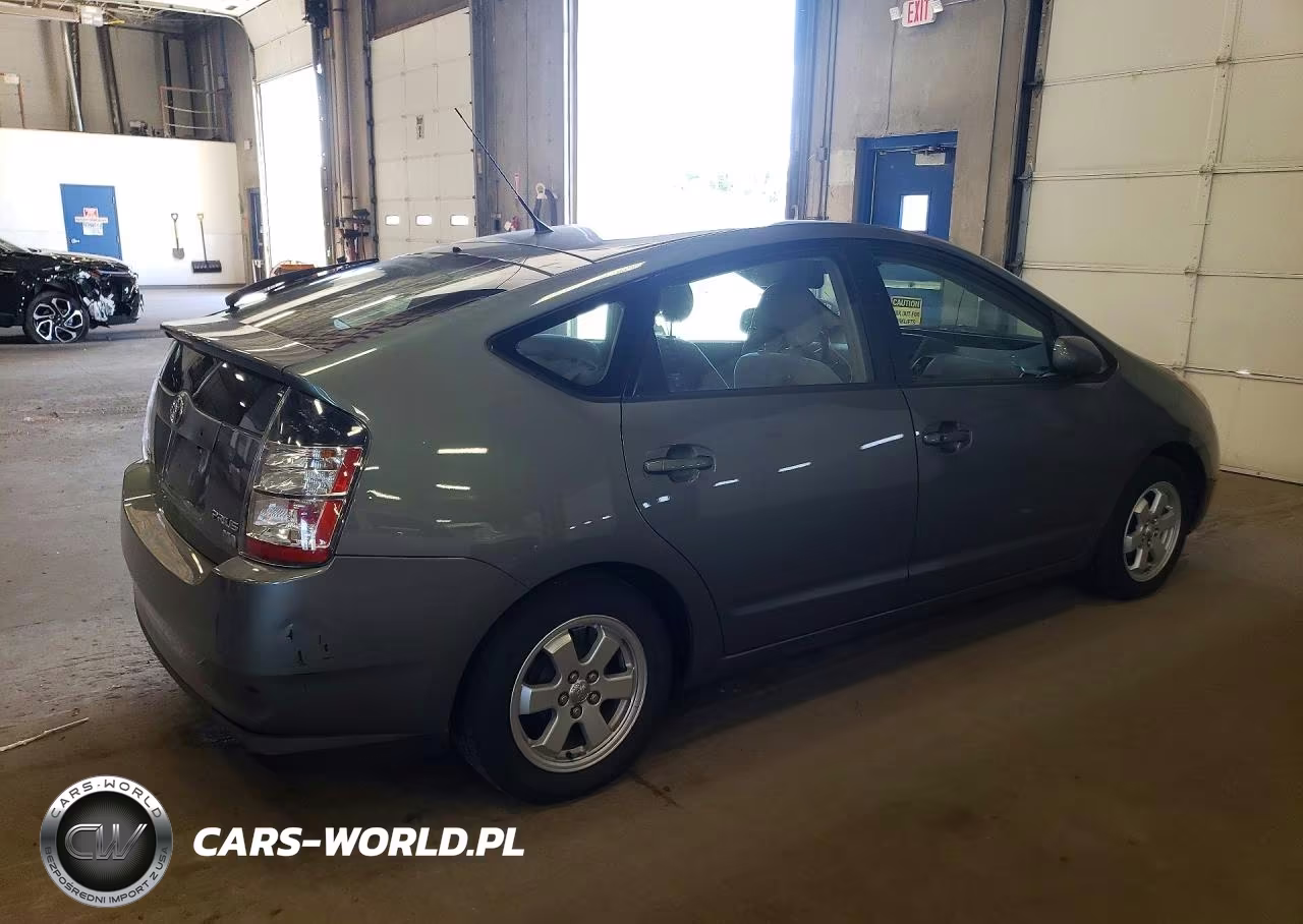 2004 Toyota Prius Base VIN:JTDKB20U640007204 - 3