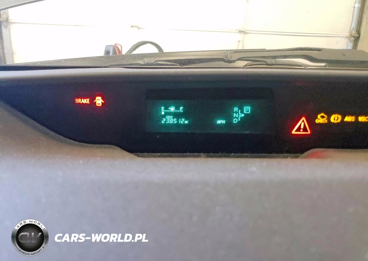 2004 Toyota Prius Base VIN:JTDKB20U640007204 - 9