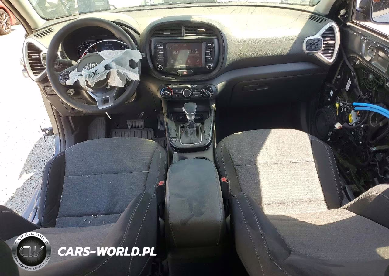 2020 Kia Soul S VIN:KNDJ23AU5L7096866 - 8