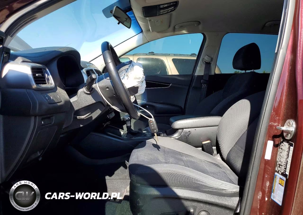 2020 Kia Sorento Lx VIN:5XYPG4A30LG638175 - 7
