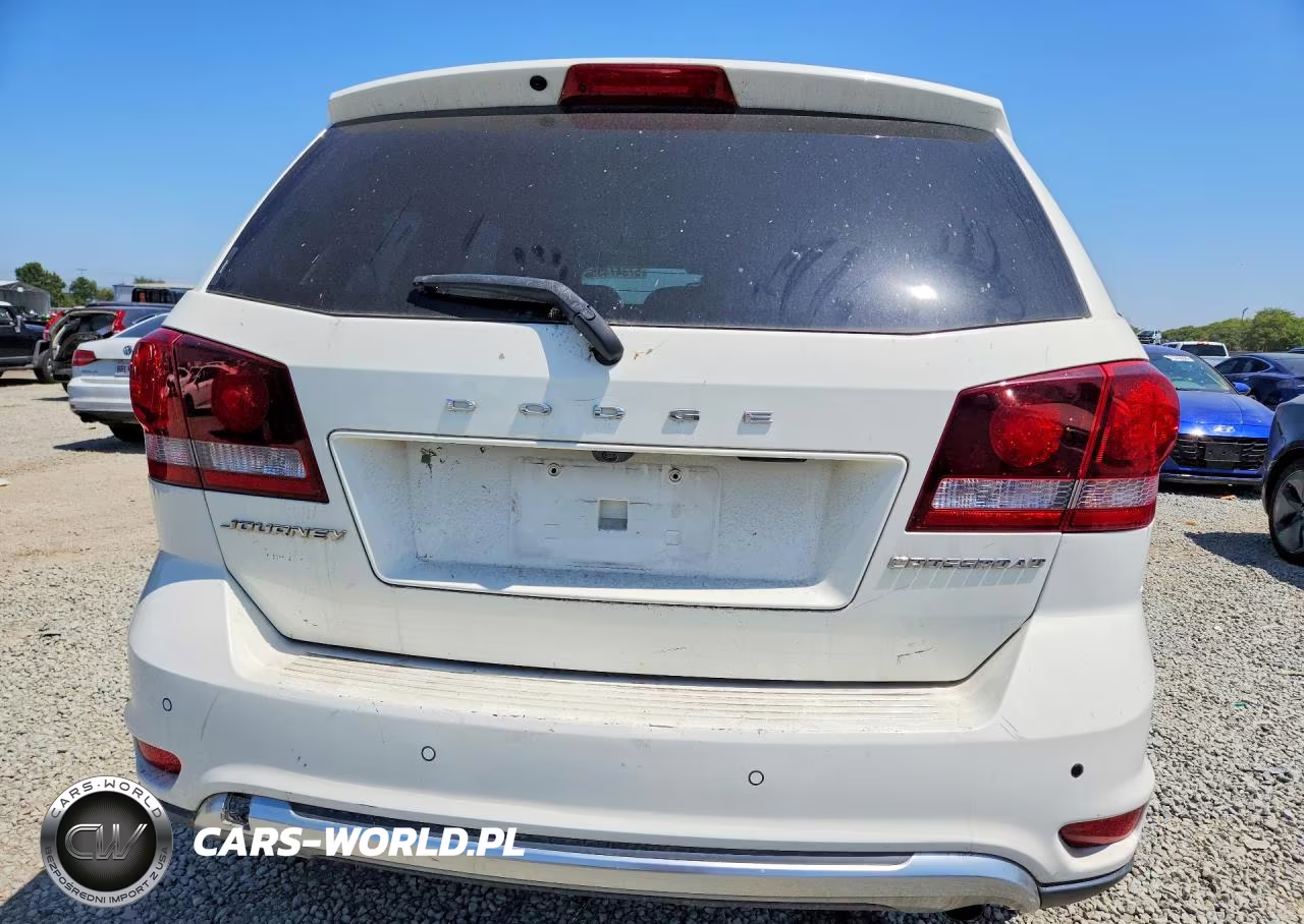2020 Dodge Journey Crossroad VIN:3C4PDCGB9LT262098 - 6