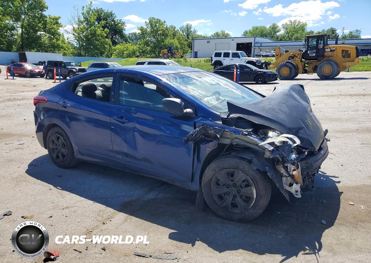 2016 Hyundai Elantra Se VIN:5NPDH4AE9GH713889 - 4