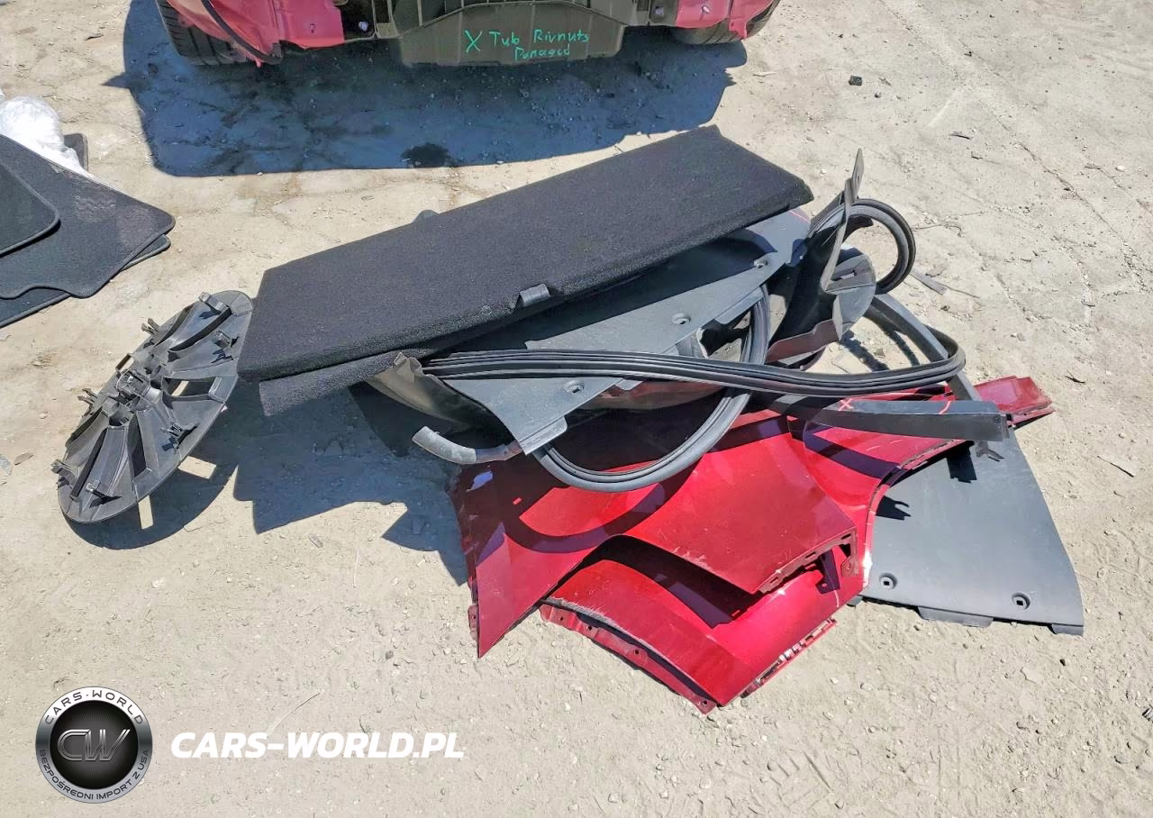 2024 Tesla Model Y VIN:7SAYGDEDXRF164553 - 12