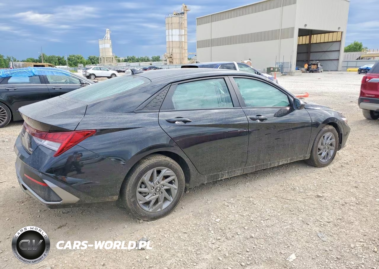 2025 Hyundai Elantra Hybrid Blue VIN:KMHLM4DJ7SU143904 - 3