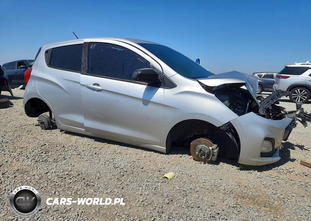 2021 Chevrolet Spark Ls VIN:KL8CB6SA5MC704725 - 4