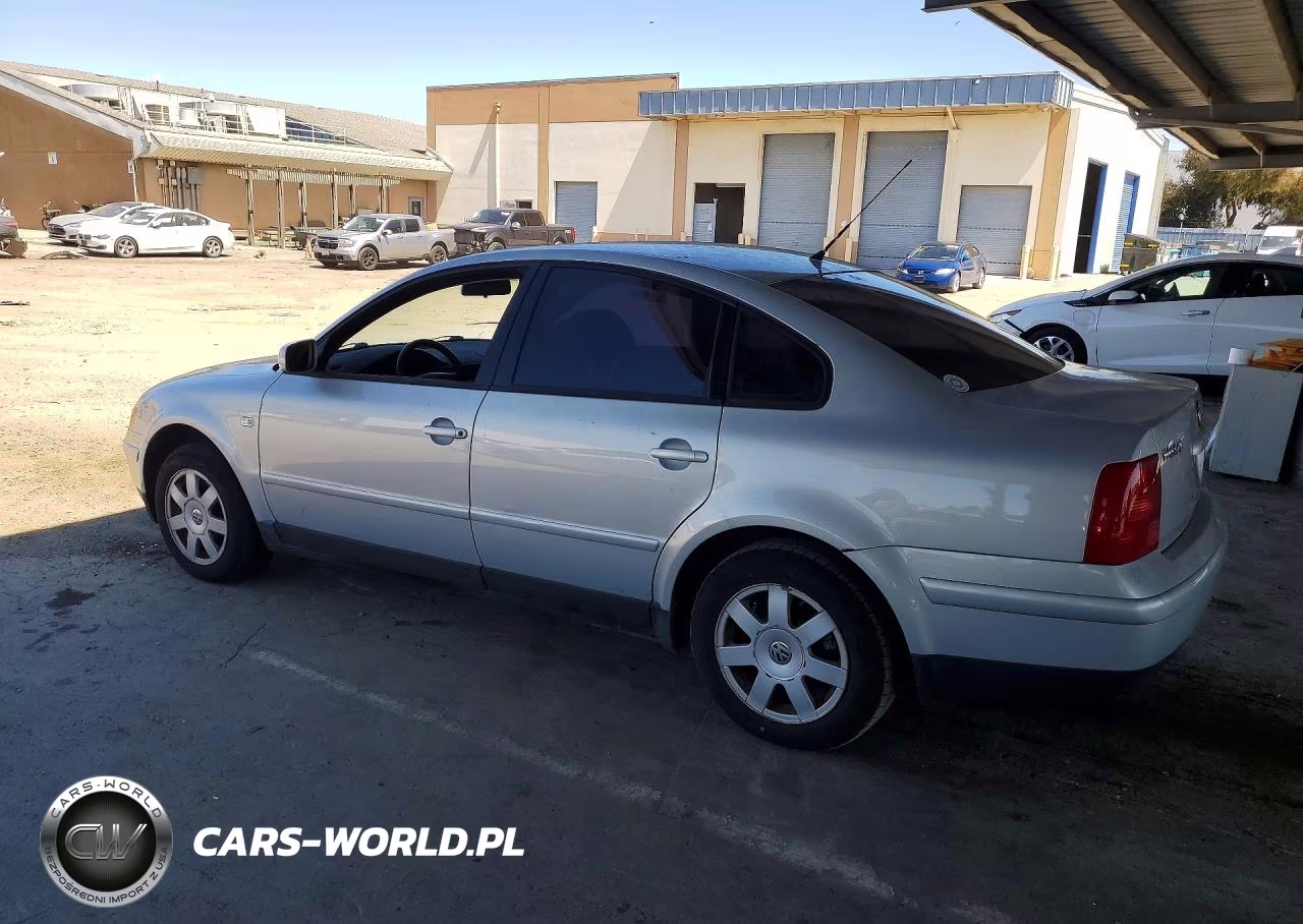 2000 Volkswagen Passat Gls 4Motion VIN:WVWTH23B0YE378395 - 2