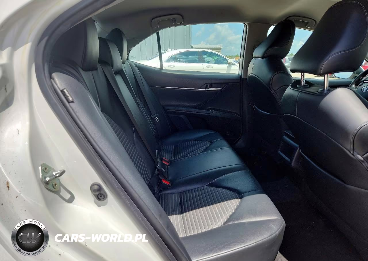 2021 Toyota Camry Se VIN:4T1G11AK5MU467054 - 10