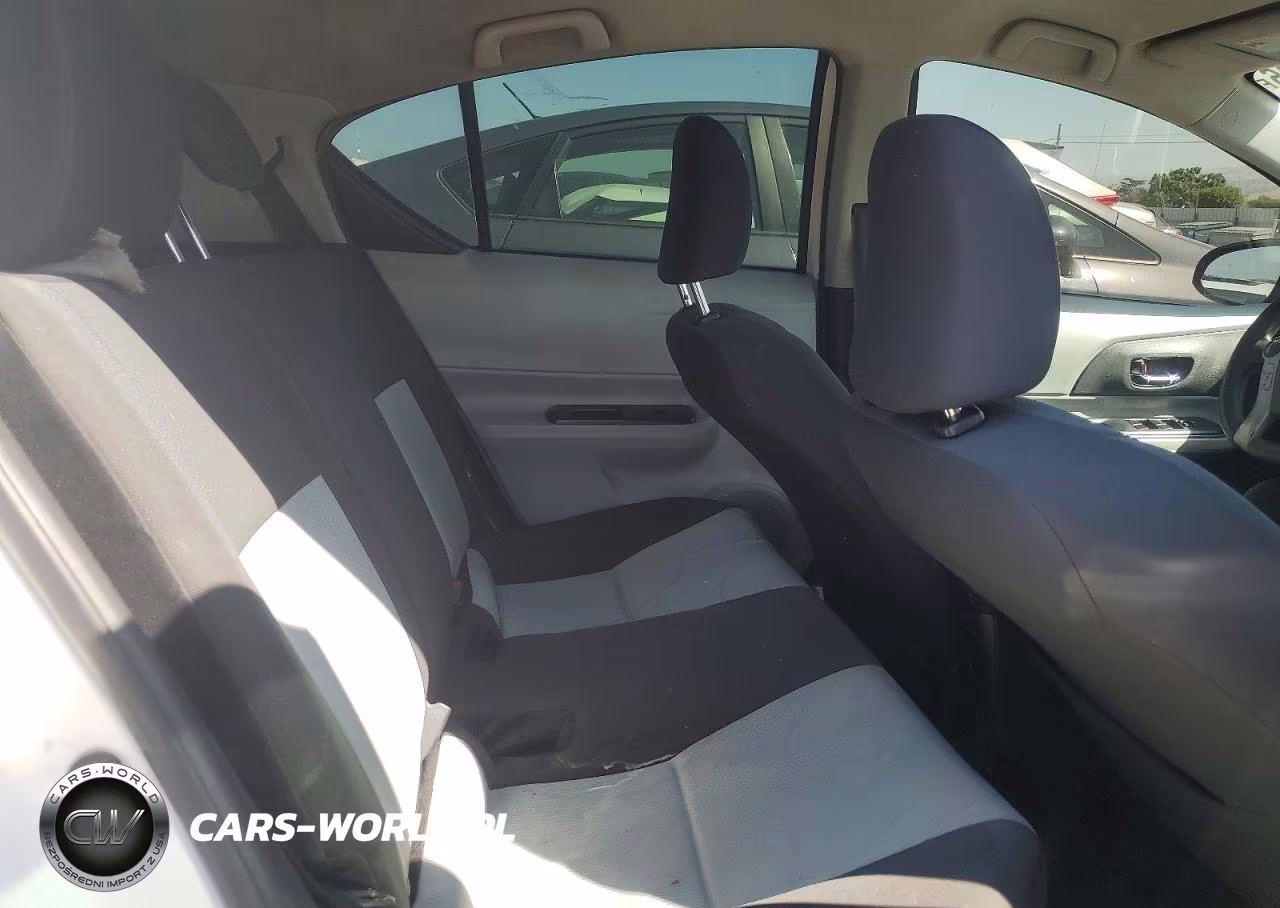 2013 Toyota Prius C Two VIN:JTDKDTB30D1548859 - 10