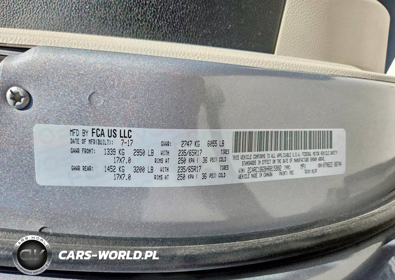 2017 Chrysler Pacifica Touring L VIN:2C4RC1BG9HR815992 - 13