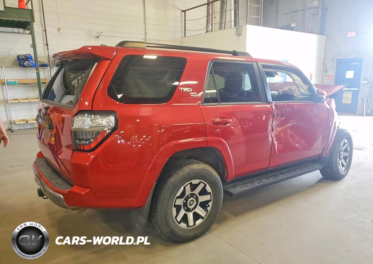2021 Toyota 4Runner VIN:JTERU5JR3M5923194 - 3