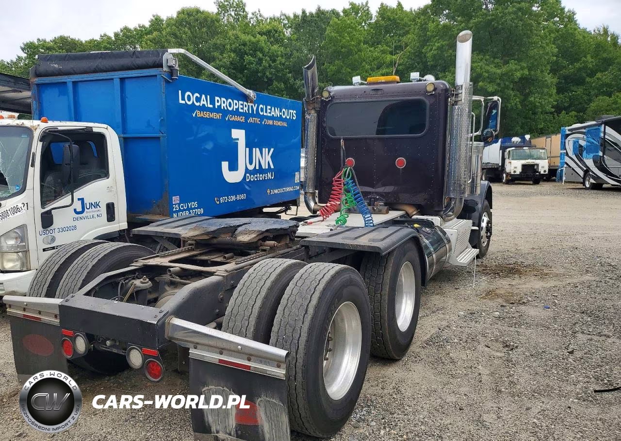 2015 Peterbilt 389 VIN:1XPXD49X7FD265962 - 4