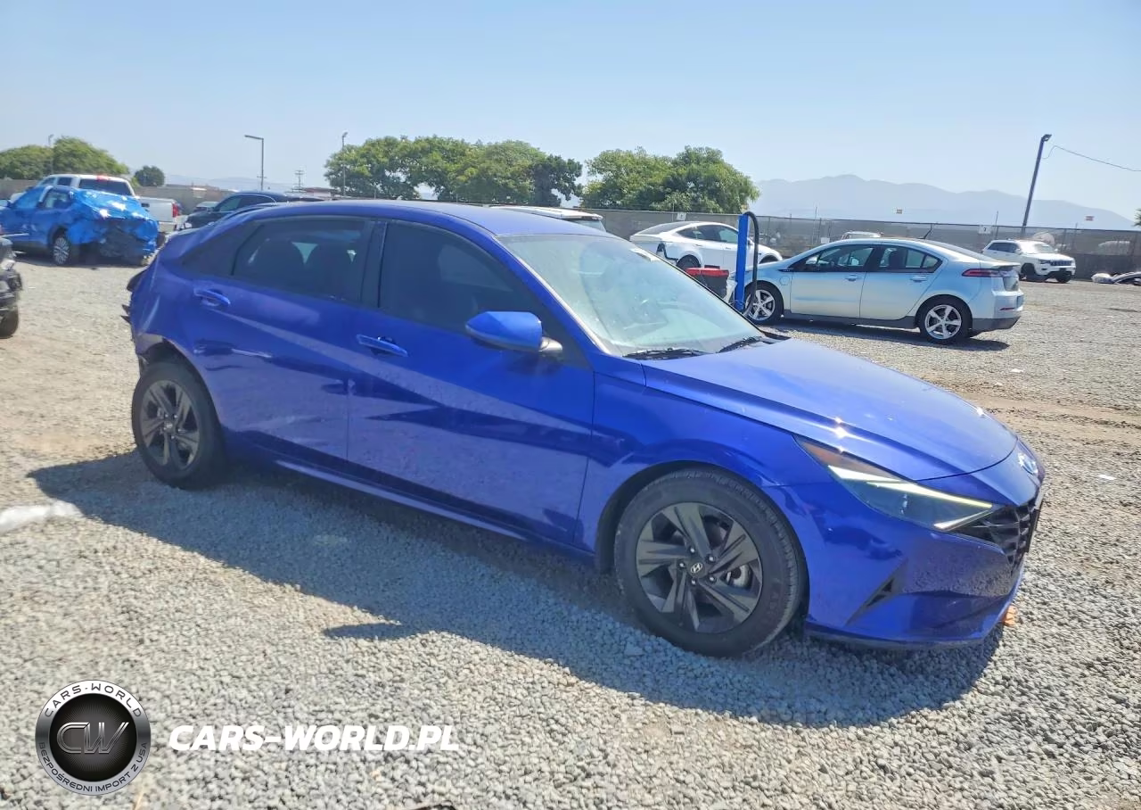 2022 Hyundai Elantra Sel VIN:KMHLS4AG3NU348476 - 4