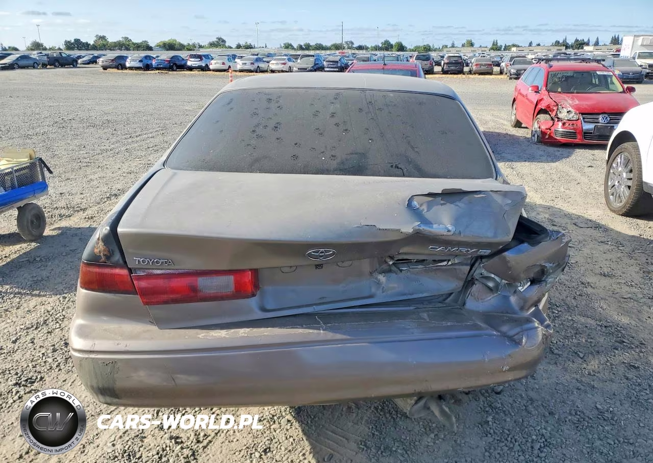 1999 Toyota Camry Le VIN:4T1BG22K5XU435965 - 6