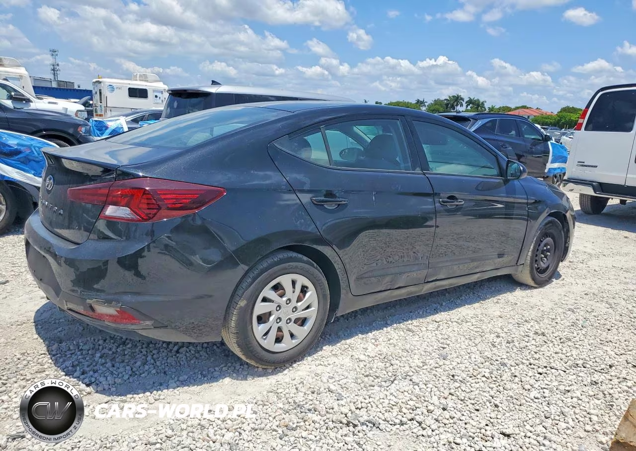 2019 Hyundai Elantra Se VIN:5NPD74LF9KH497107 - 3