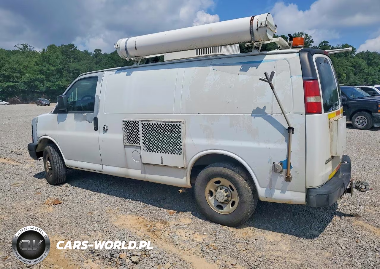 2008 Chevrolet Express G3500 VIN:1GCHG35K781158870 - 2