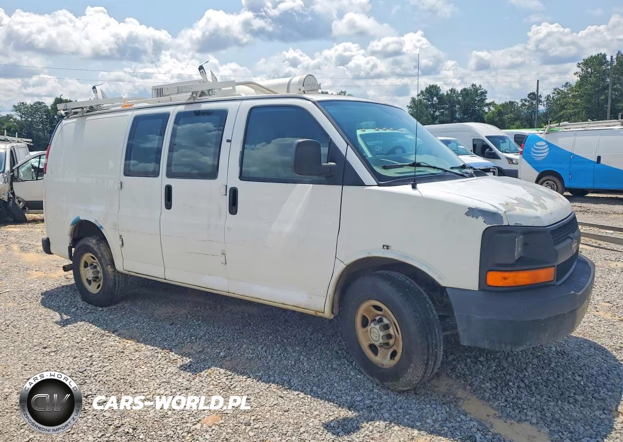 2008 Chevrolet Express G3500 VIN:1GCHG35K781158870 - 4