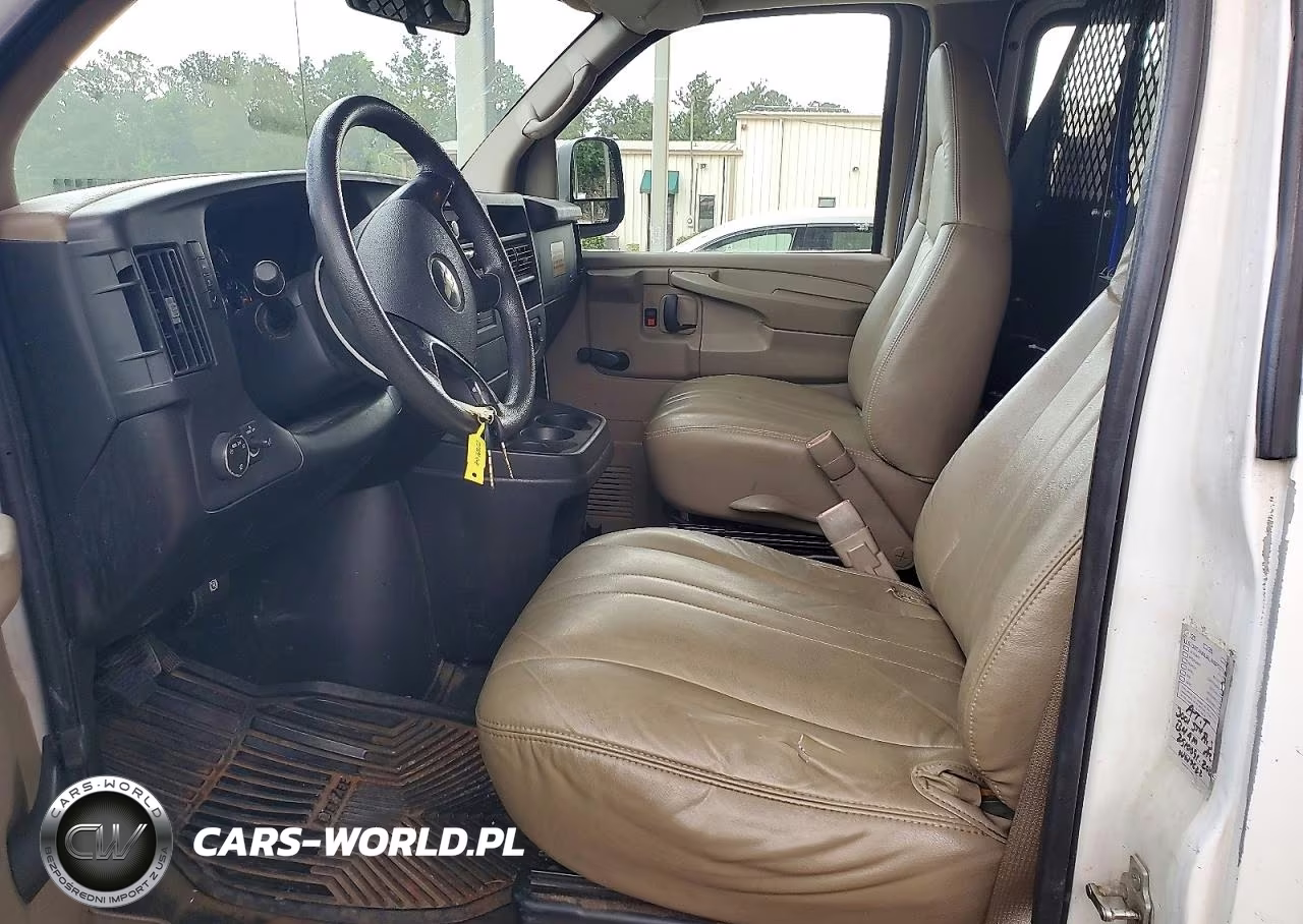 2008 Chevrolet Express G3500 VIN:1GCHG35K781158870 - 7