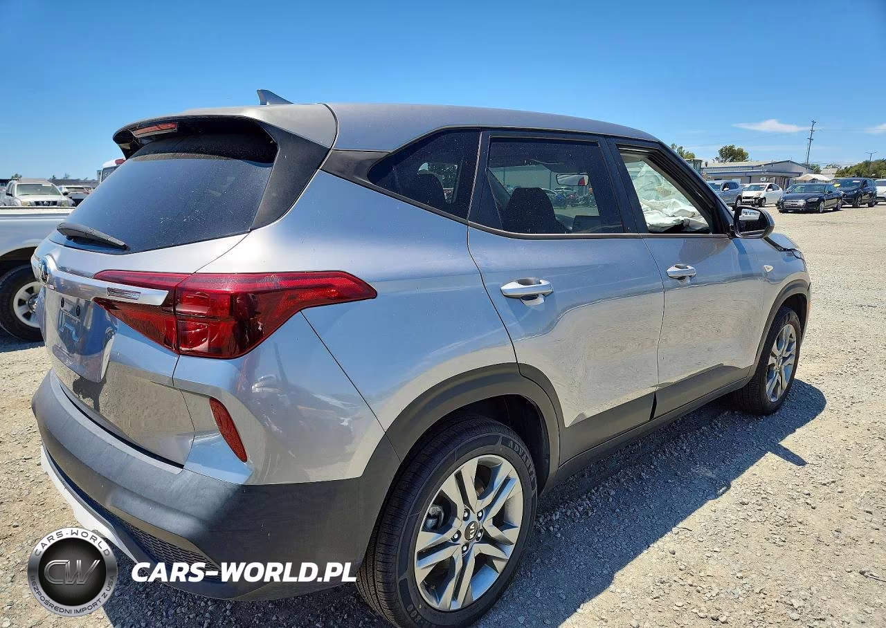 2021 Kia Seltos Lx VIN:KNDEPCAA2M7186583 - 3