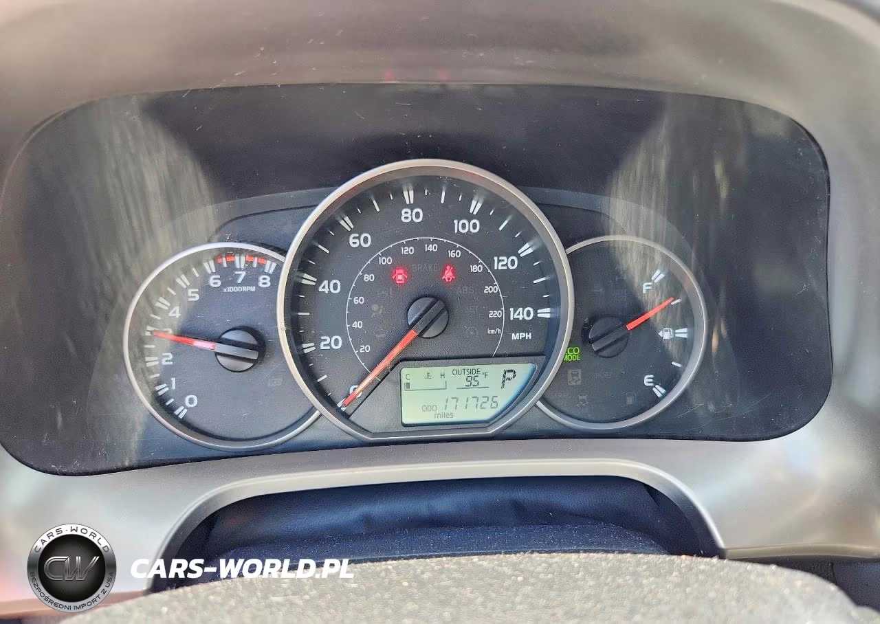 2016 Toyota Rav4 Le VIN:JTMZFREV7GJ062062 - 9