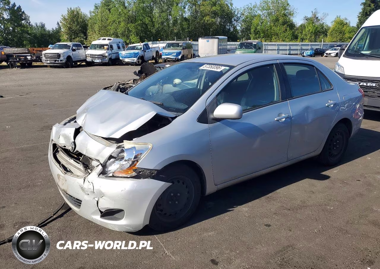 2010 Toyota Yaris Base