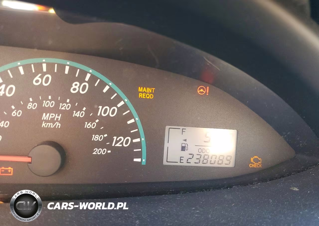 2010 Toyota Yaris Base VIN:JTDBT4K36A1360982 - 9