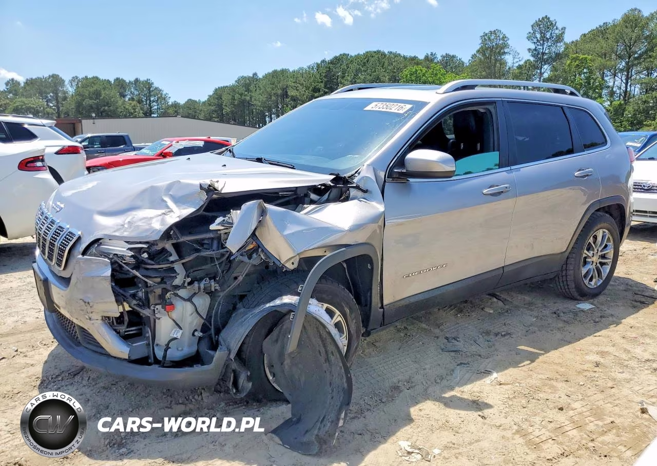 2019 Jeep Cherokee Latitude Plus – zdjęcie 1 z 13