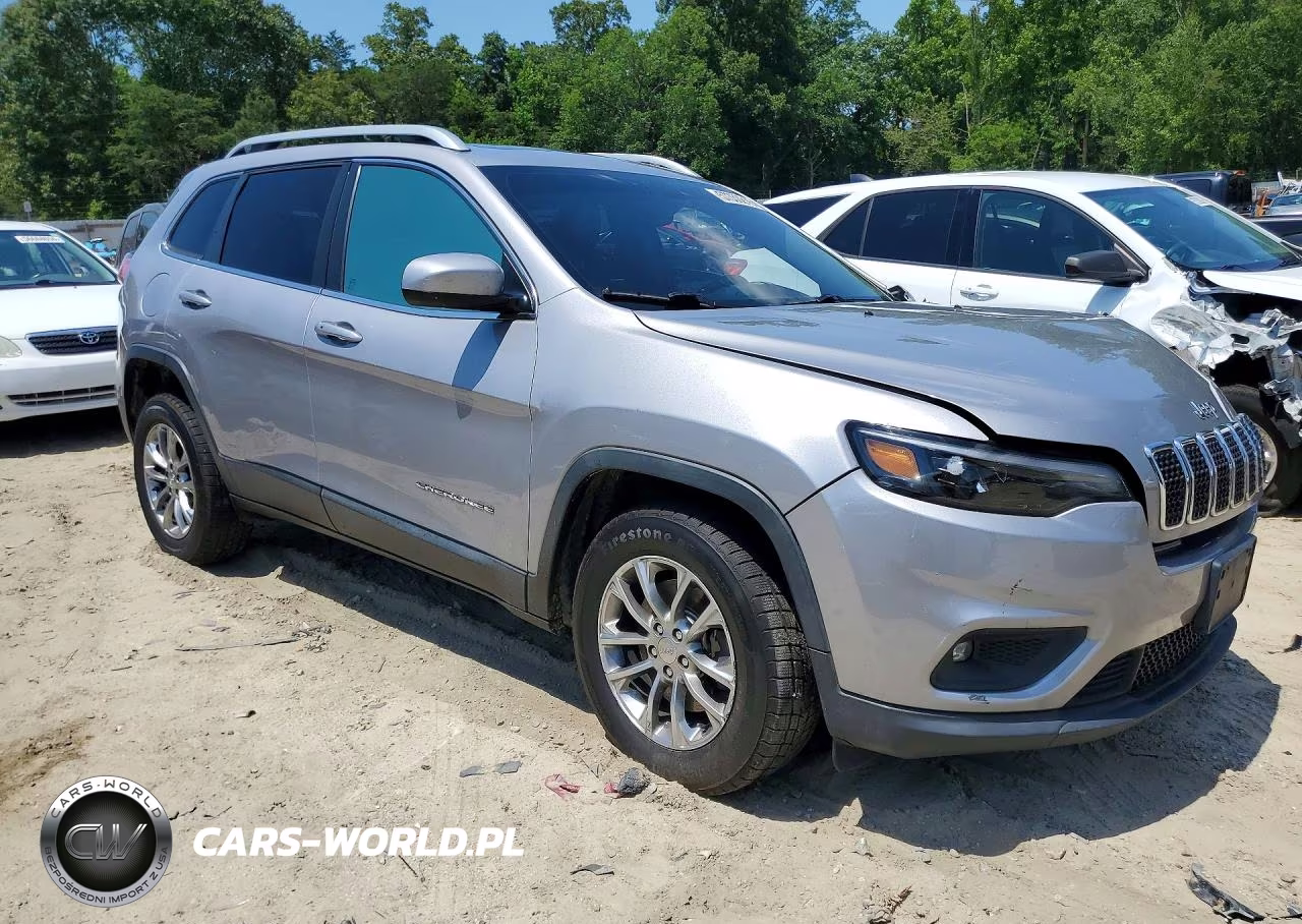 2019 Jeep Cherokee Latitude Plus VIN:1C4PJMLN7KD245397 - 4