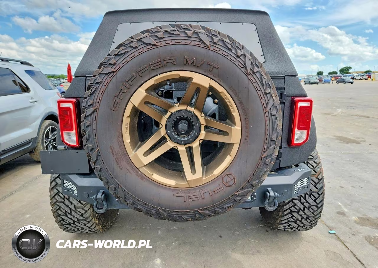 2023 Ford Bronco Base VIN:1FMEE5BPXPLB79358 - 6