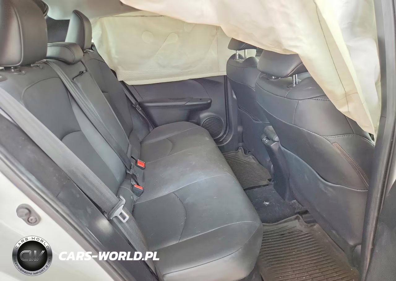 2022 Toyota Prius Xle VIN:JTDKAMFU4N3175140 - 11