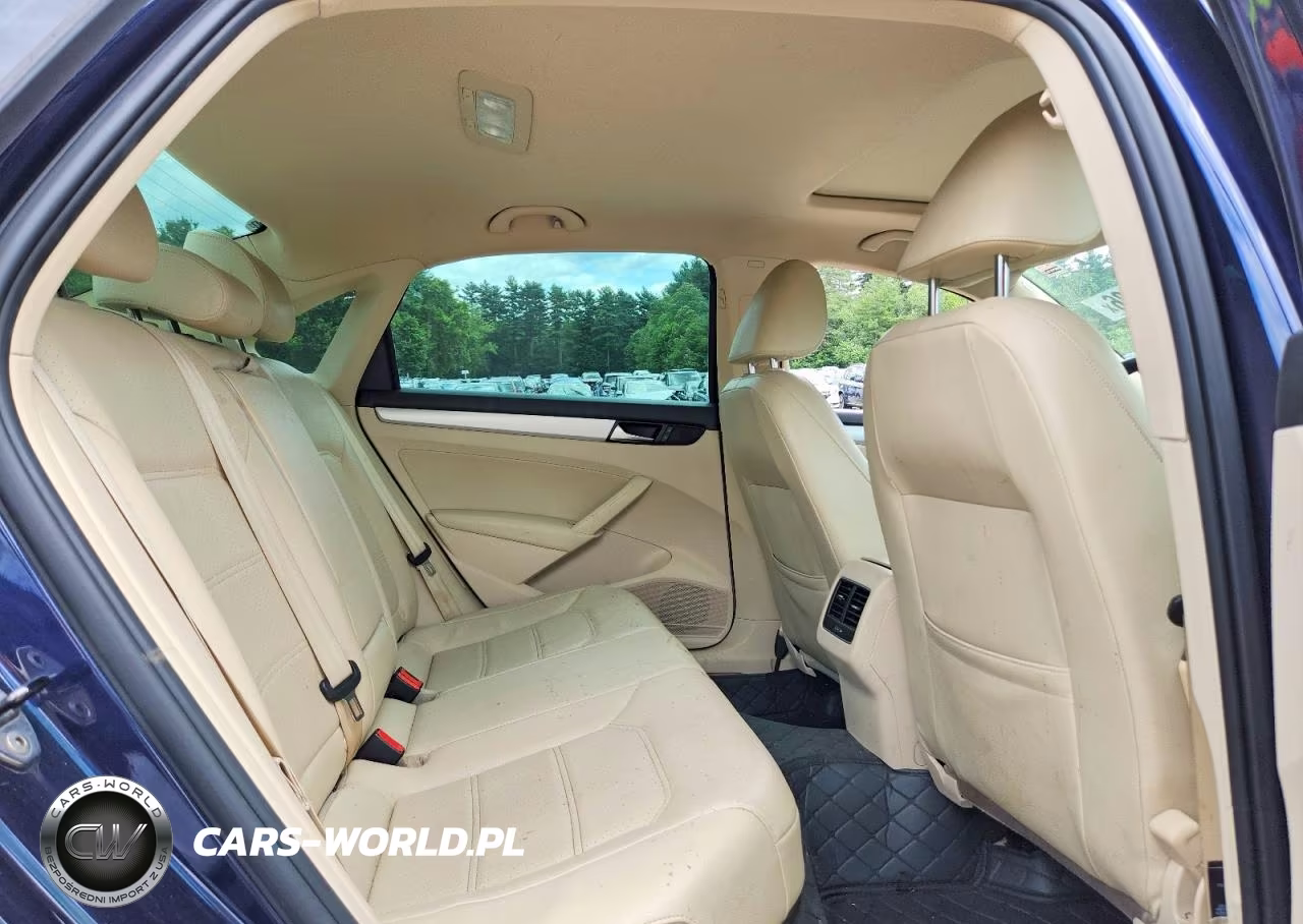 2013 Volkswagen Passat Se VIN:1VWBP7A33DC127848 - 10