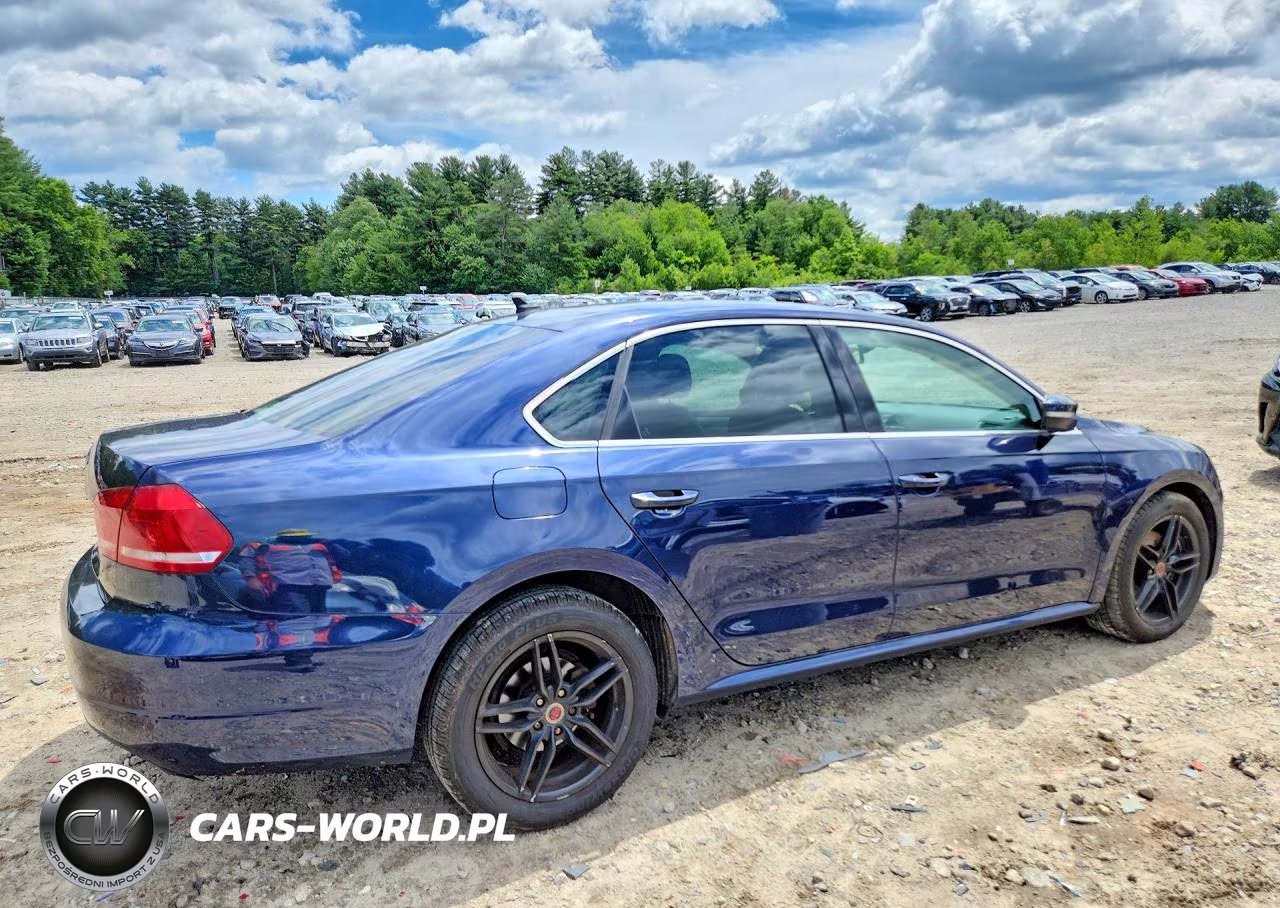 2013 Volkswagen Passat Se VIN:1VWBP7A33DC127848 - 3