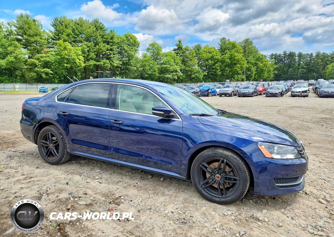 2013 Volkswagen Passat Se VIN:1VWBP7A33DC127848 - 4