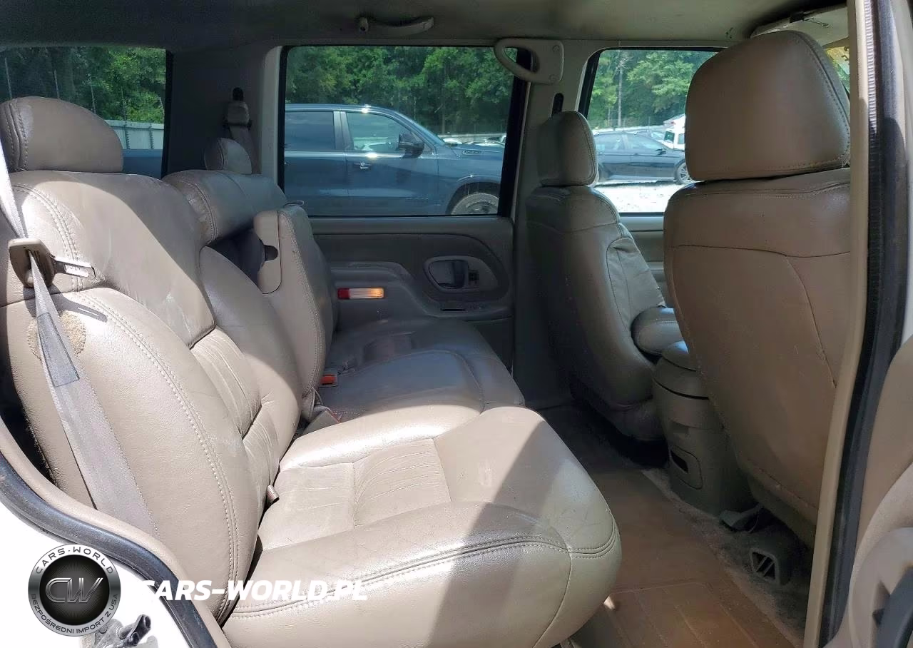 1997 Chevrolet Tahoe K1500 VIN:1GNEK13R0VJ342394 - 11