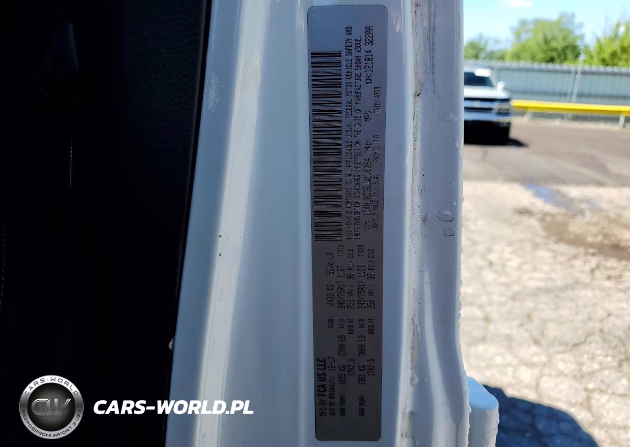 2018 Jeep Wrangler Unlimited Sport VIN:1C4HJXDG6JW110064 - 12